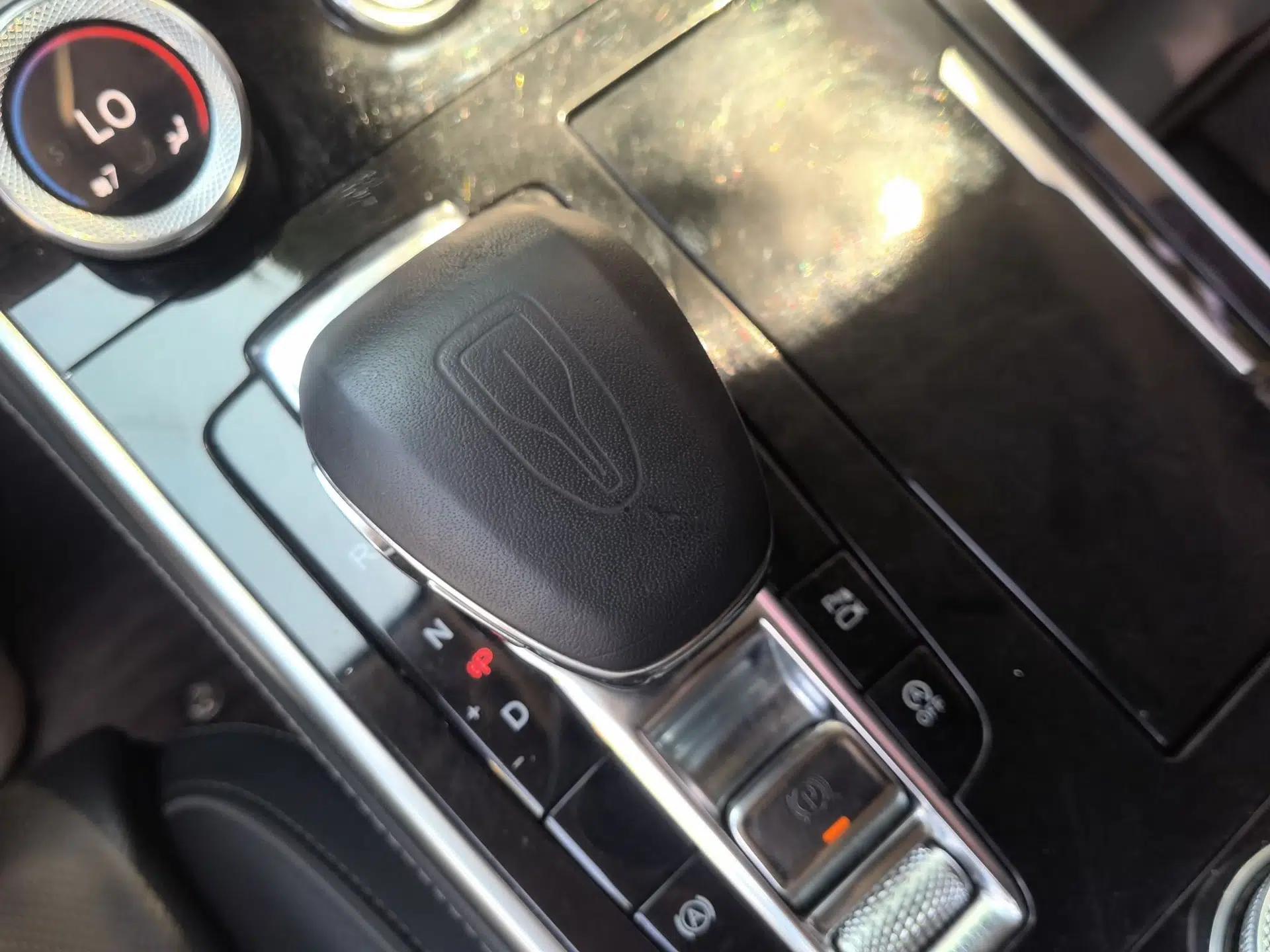 Hongqi H9 2020 2.0T Smart Connect Flagship Edition — миниатюра 14