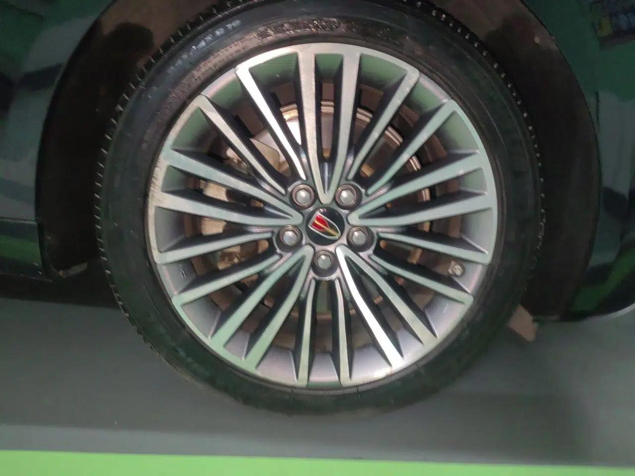 Hongqi H9 2020 2.0T Smart Connect Flagship Edition — миниатюра 8