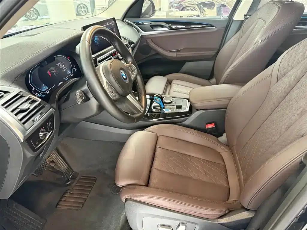 BMW iX3 2022 Leading Edition — миниатюра 16