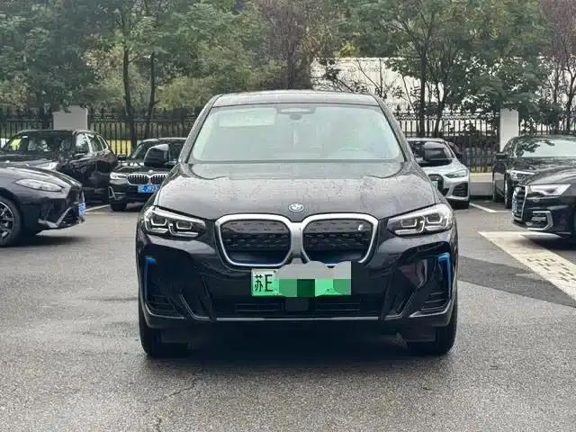 BMW iX3 2022 Facelift Leading Edition — миниатюра 2