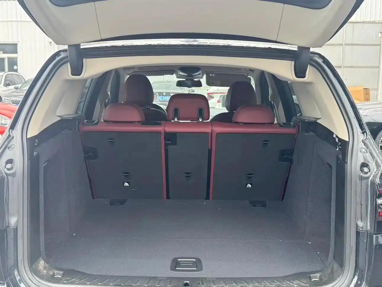 BMW iX3 2022 Facelift Leading Edition — миниатюра 8