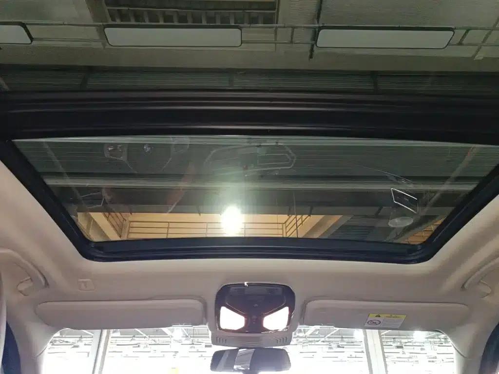 BMW iX3 2023 Leading Edition — миниатюра 14
