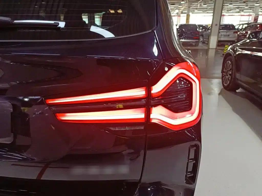 BMW iX3 2023 Leading Edition — миниатюра 24