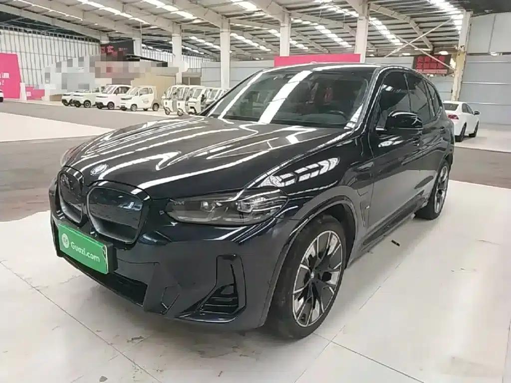 BMW iX3 2023 Leading Edition — миниатюра 2