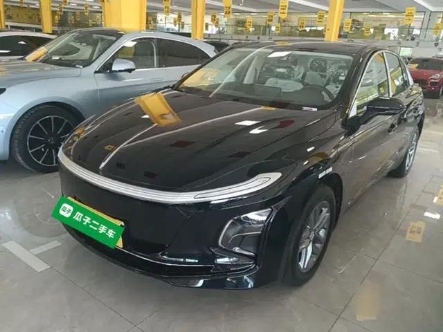 Hongqi E-QM5 2025 500km Range Commuter Version