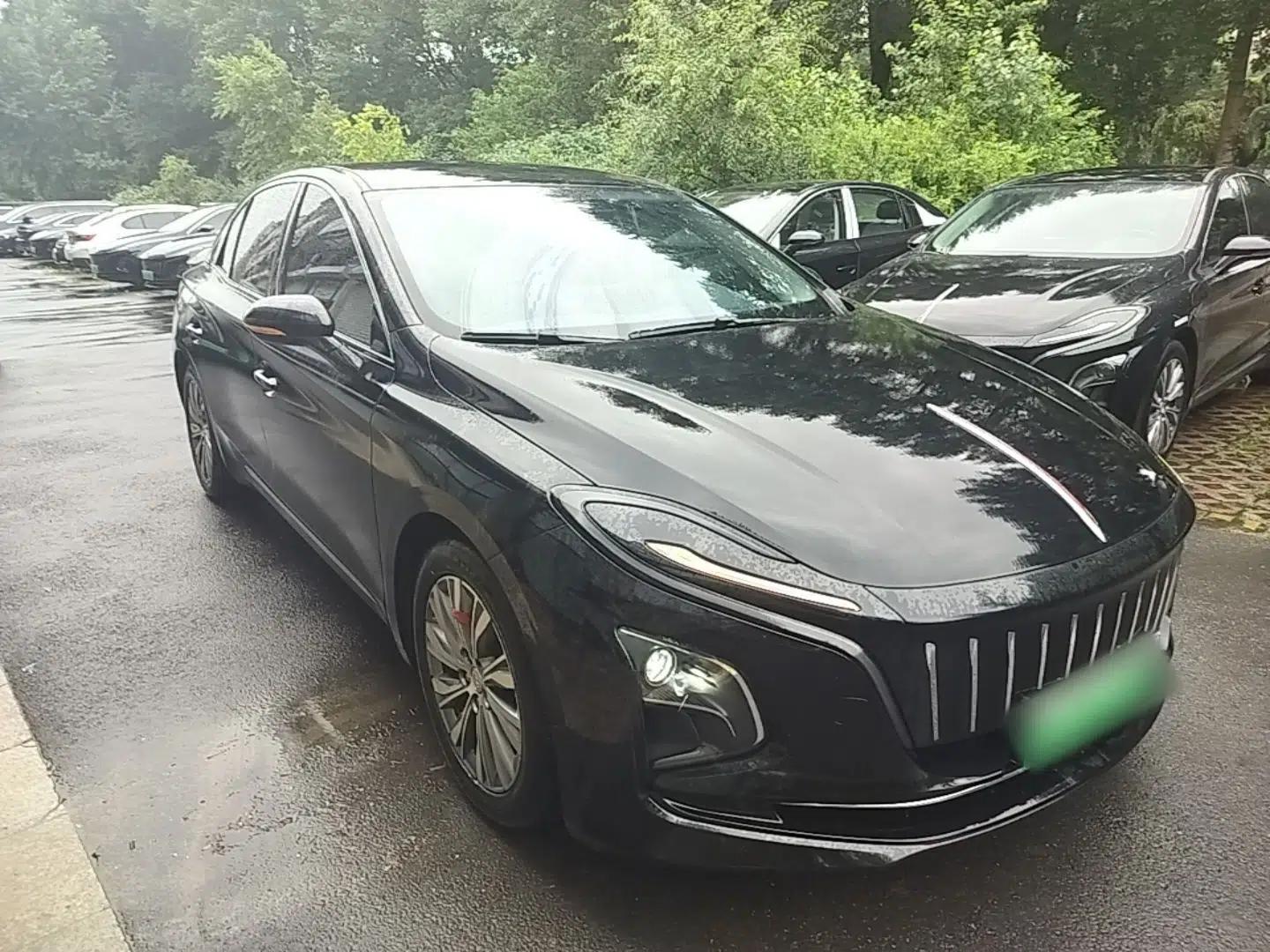 Hongqi E-QM5 2024 610 km PLUS — миниатюра 3