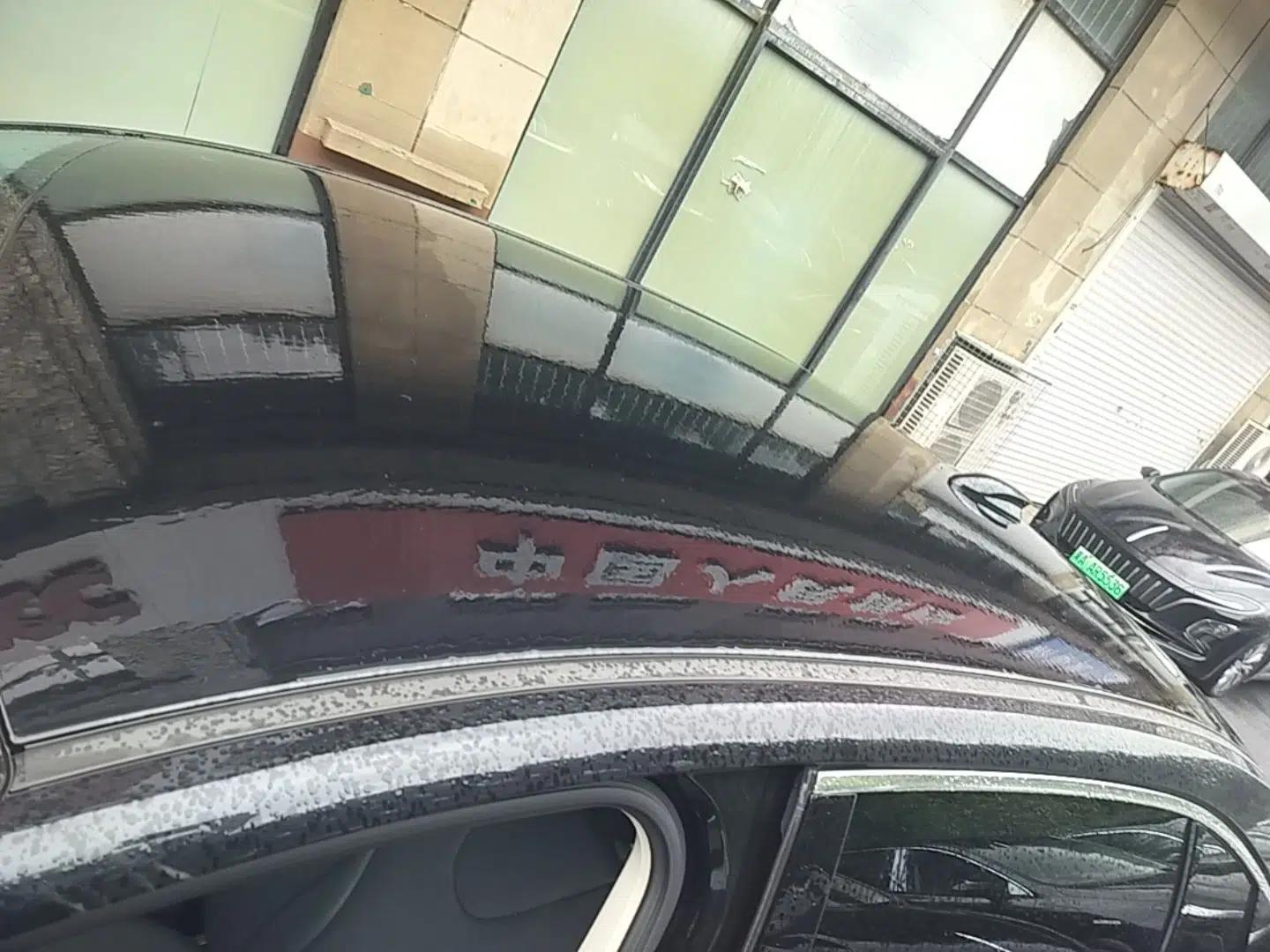 Hongqi E-QM5 2024 610 km PLUS — миниатюра 7