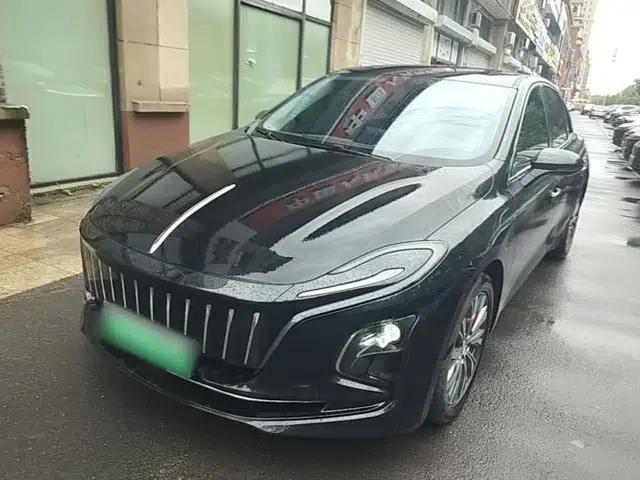 Hongqi E-QM5 2024 610 km PLUS