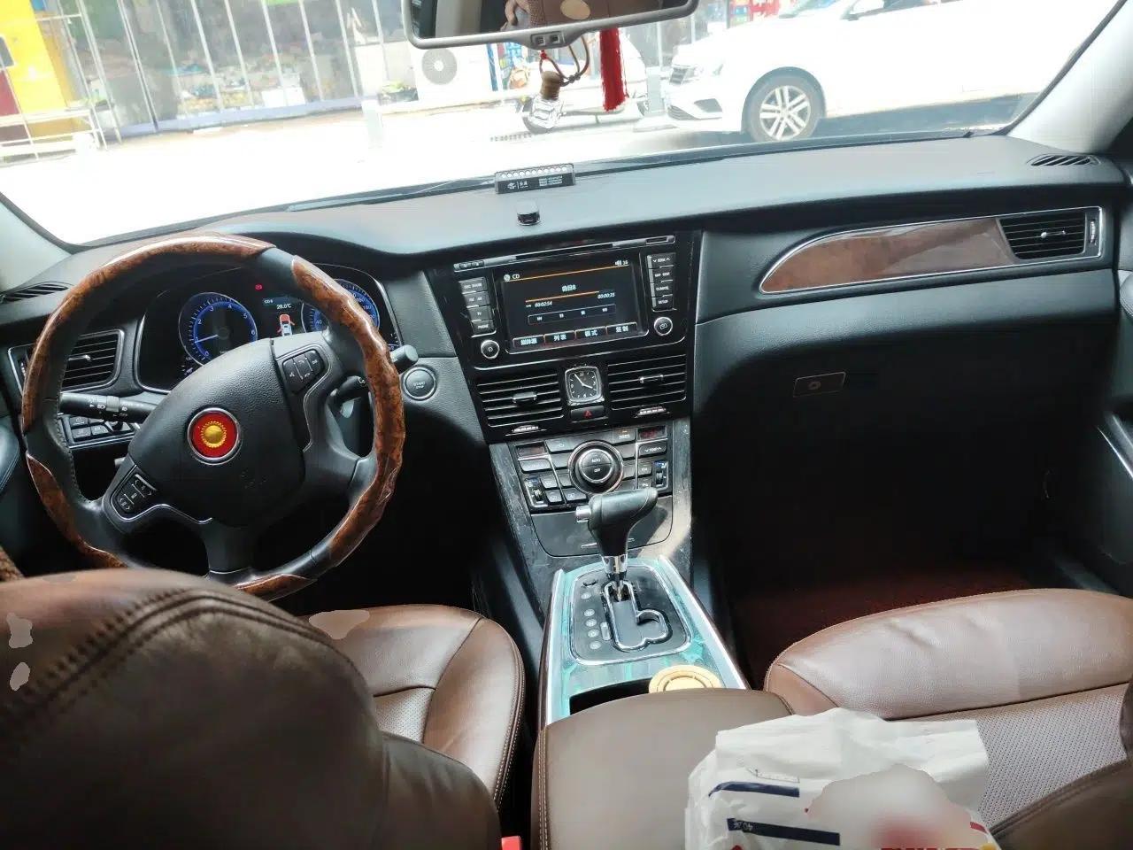 Hongqi H7 2015 2.0T Luxury Model — миниатюра 9