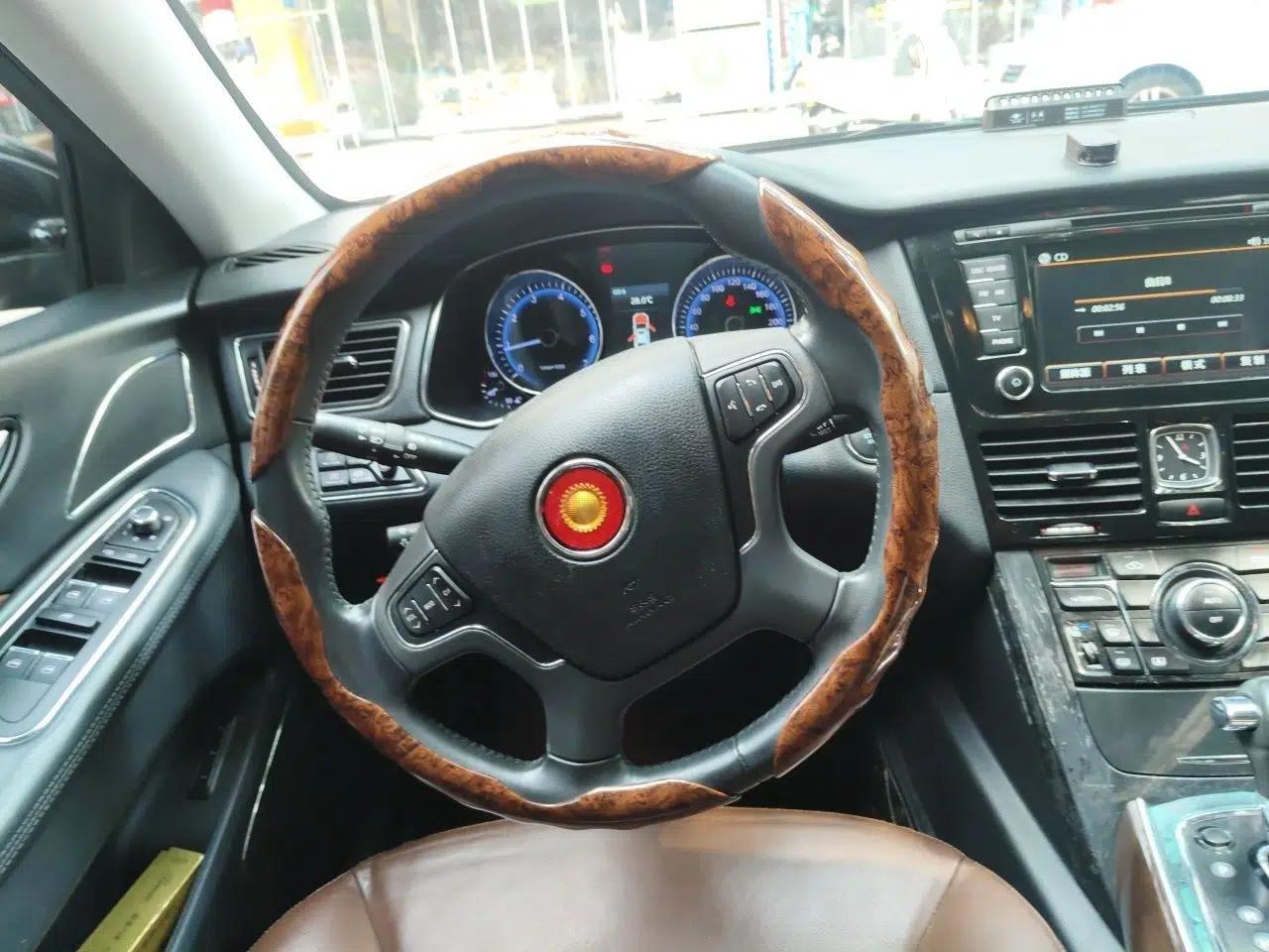 Hongqi H7 2015 2.0T Luxury Model — миниатюра 10