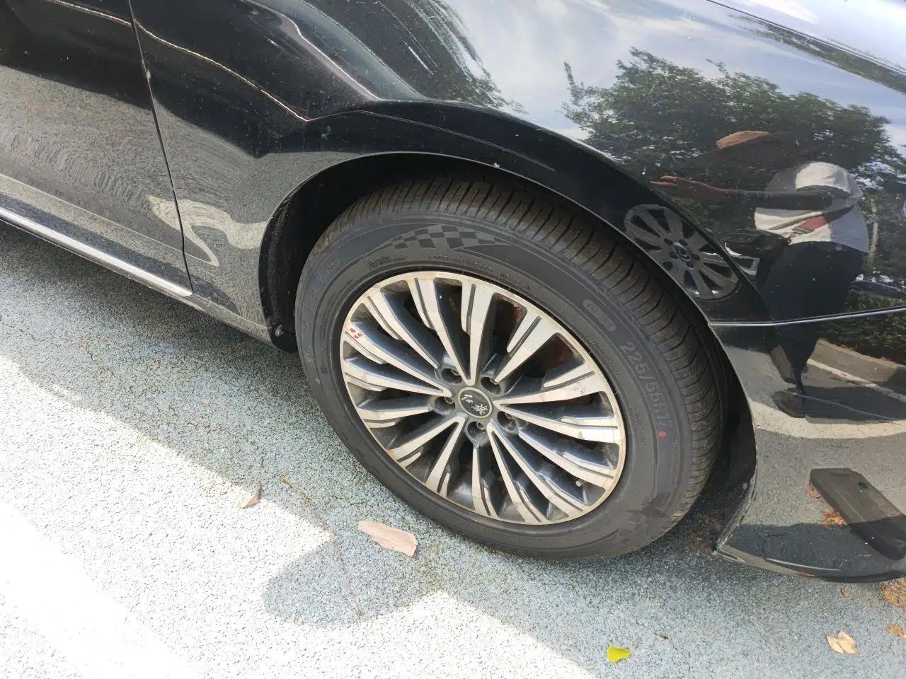 Hongqi H7 H7 2018 Model 1.8L Automatic 5-Seater — миниатюра 8