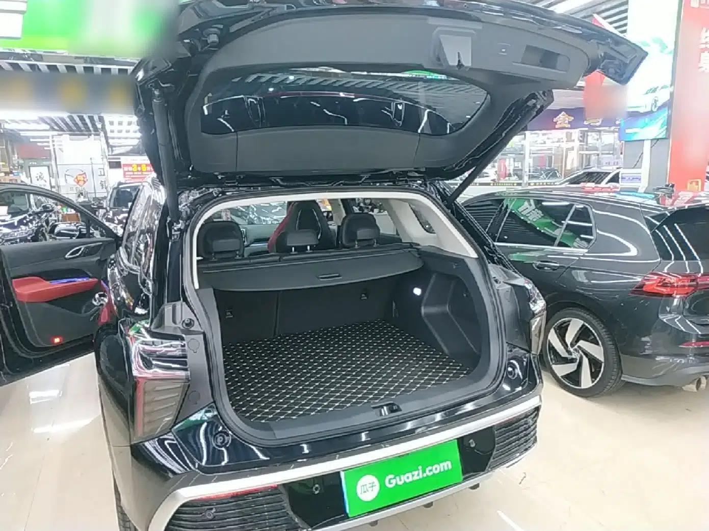 Hongqi HS3 2023 1.5T Two-Wheel Drive Shanwei Edition — миниатюра 22