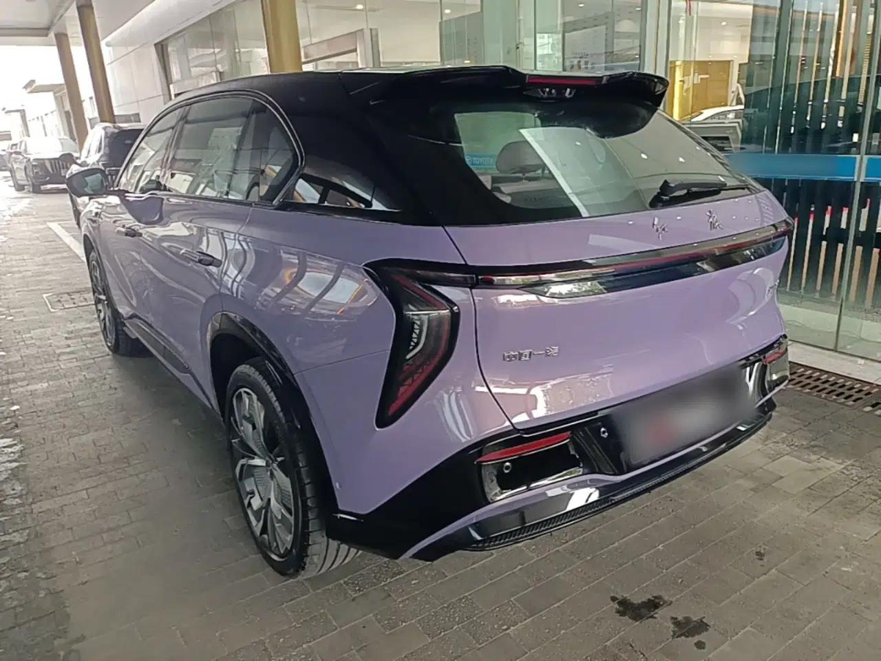 Hongqi Tiangong 08 2025 680 Ultra Four-Wheel-Drive Version — миниатюра 4