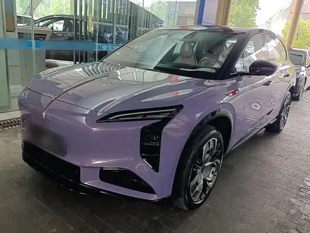 Hongqi Tiangong 08 2025 680 Ultra Four-Wheel-Drive Version