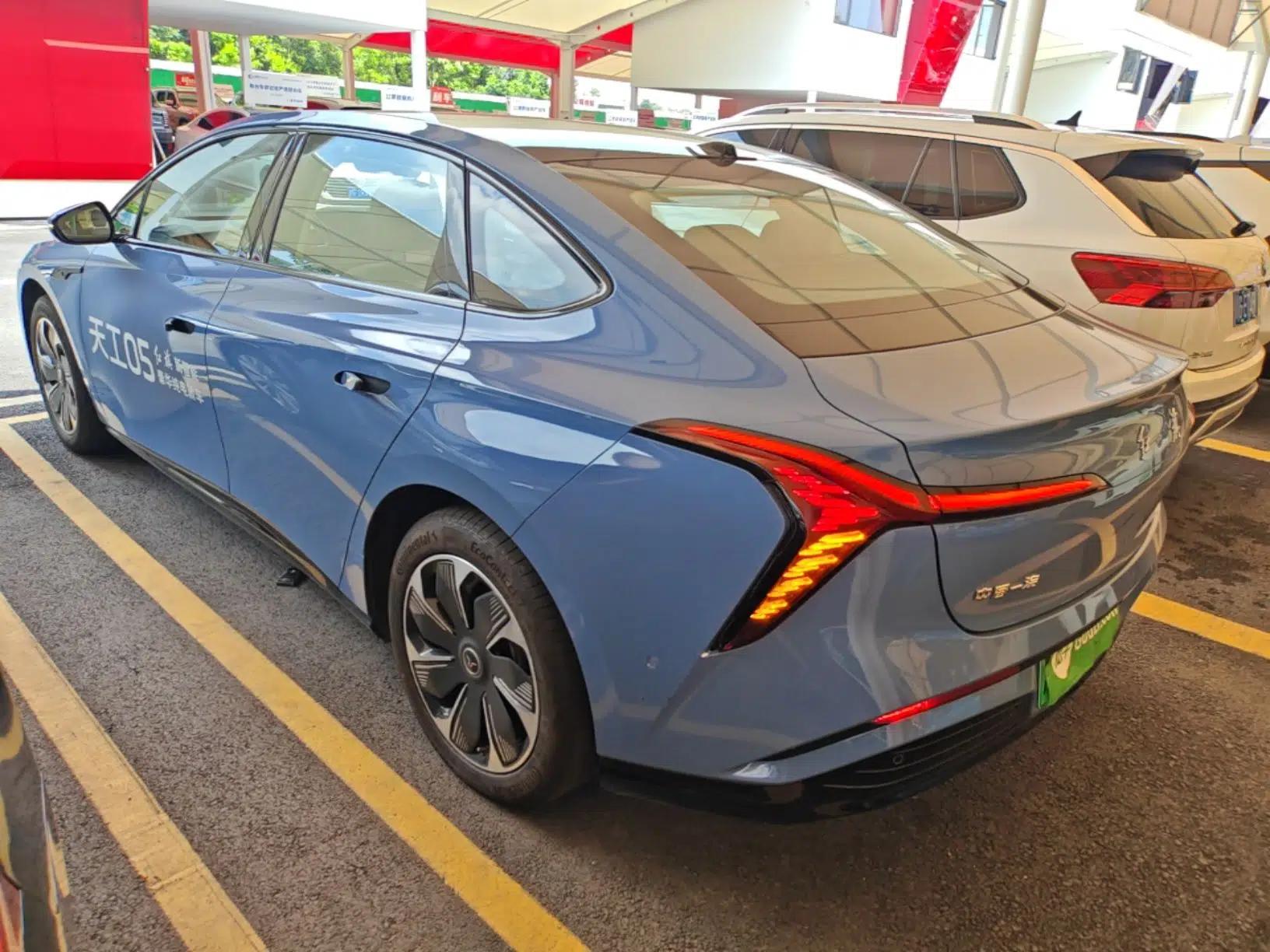 Hongqi Tiangong 05 2025 750 Smart Selection — миниатюра 4