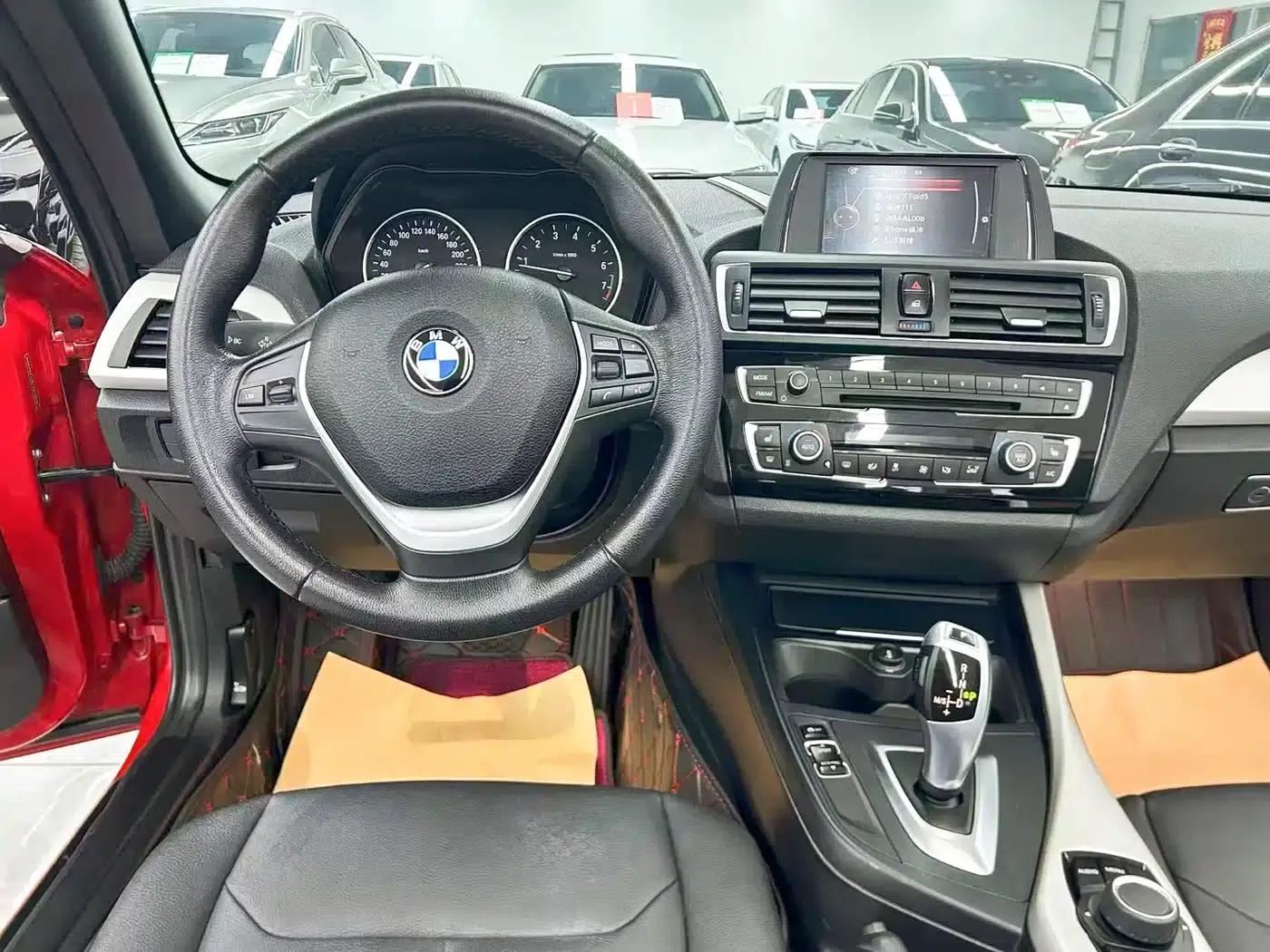 BMW 2 Series (Imported) 2015 220i Convertible Coupe Leading Model — миниатюра 19