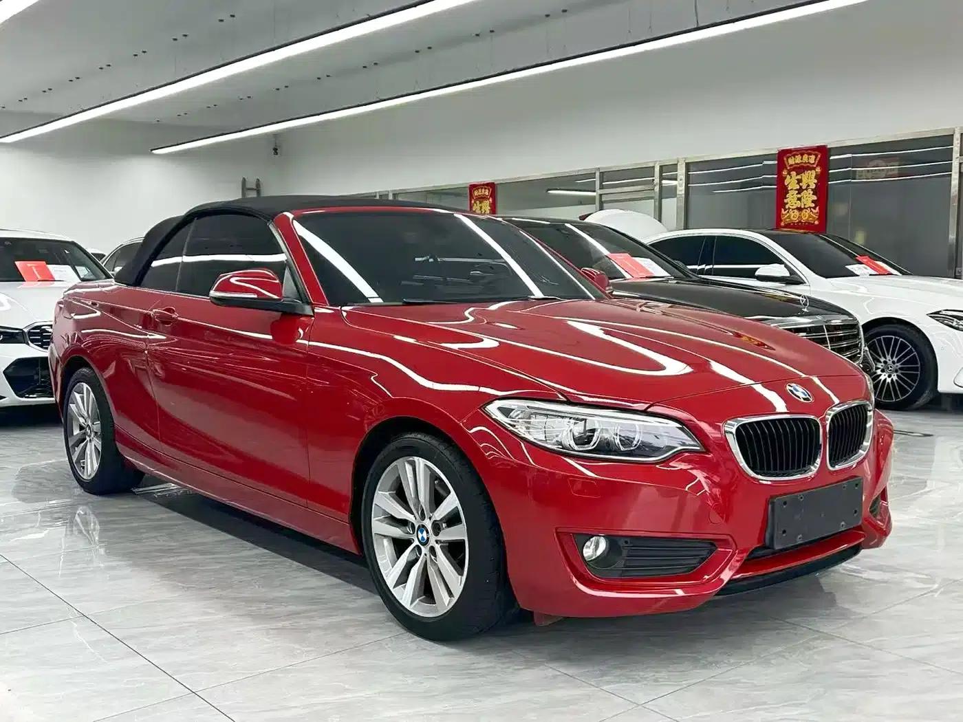 BMW 2 Series (Imported) 2015 220i Convertible Coupe Leading Model — миниатюра 3