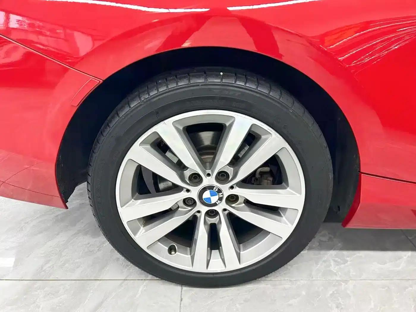 BMW 2 Series (Imported) 2015 220i Convertible Coupe Leading Model — миниатюра 26