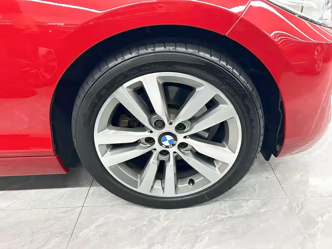 BMW 2 Series (Imported) 2015 220i Convertible Coupe Leading Model — миниатюра 27