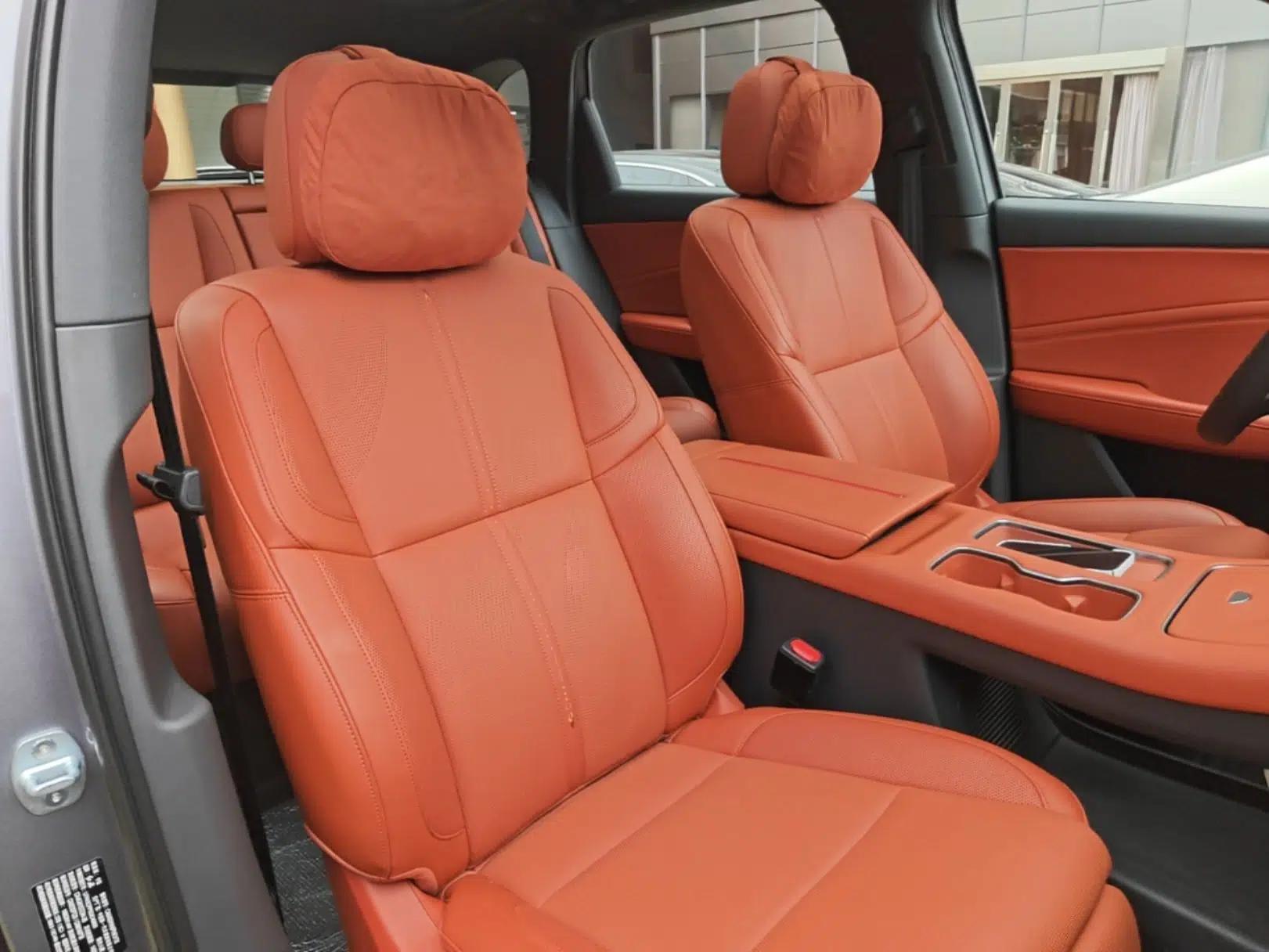 Hongqi HS6 PHEV 2026 220 All-Wheel Drive Smart Hybrid Version — миниатюра 19