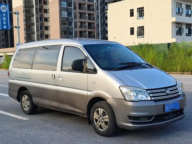 Lingzhi 2017 M3L 1.6L 7-seater Comfort Model — миниатюра 3