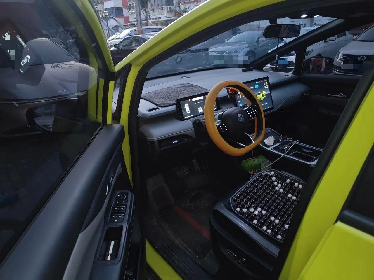 Hycan Z03 2022 510 km Range Trendy Cool Version 135 kW 63.98 kWh — миниатюра 16