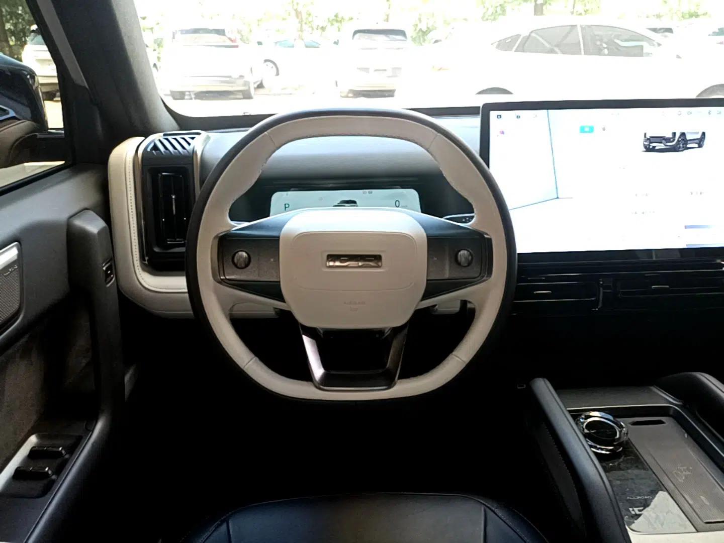 iCAR 03T 2024 501km Four-wheel Drive Long-Range Version — миниатюра 13