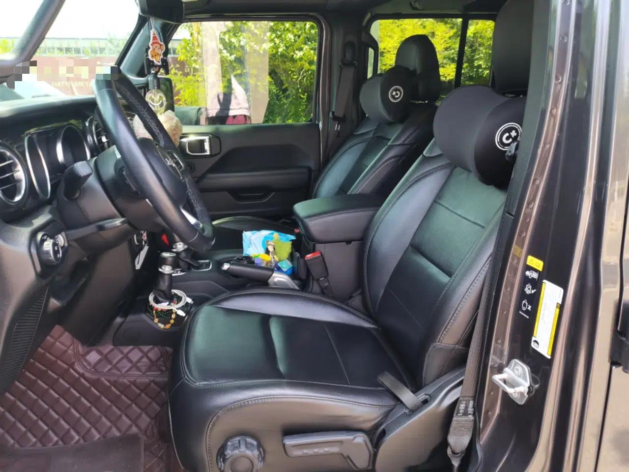 Jeep Wrangler 2022 2.0T High Altitude Four-Door Edition — миниатюра 15