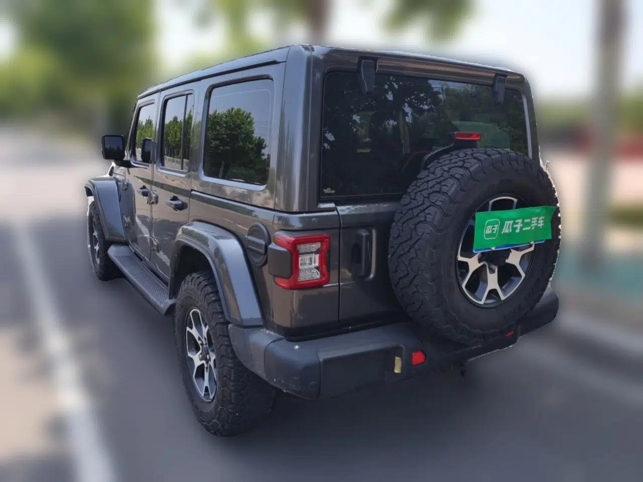 Jeep Wrangler 2022 2.0T High Altitude Four-Door Edition — миниатюра 4