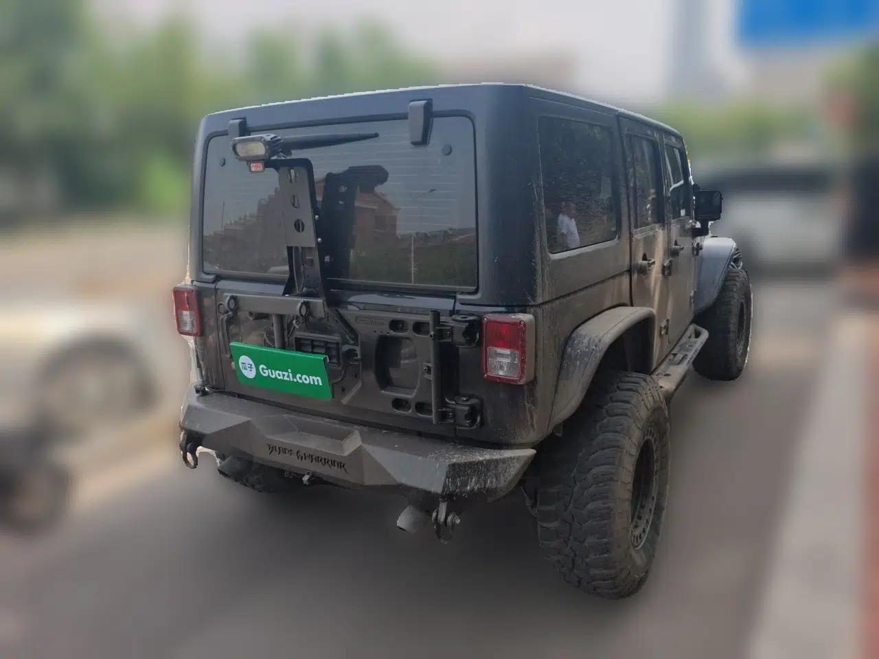 Jeep Wrangler 2017 3.6L Rubicon Four-Door Comfort Edition — миниатюра 6