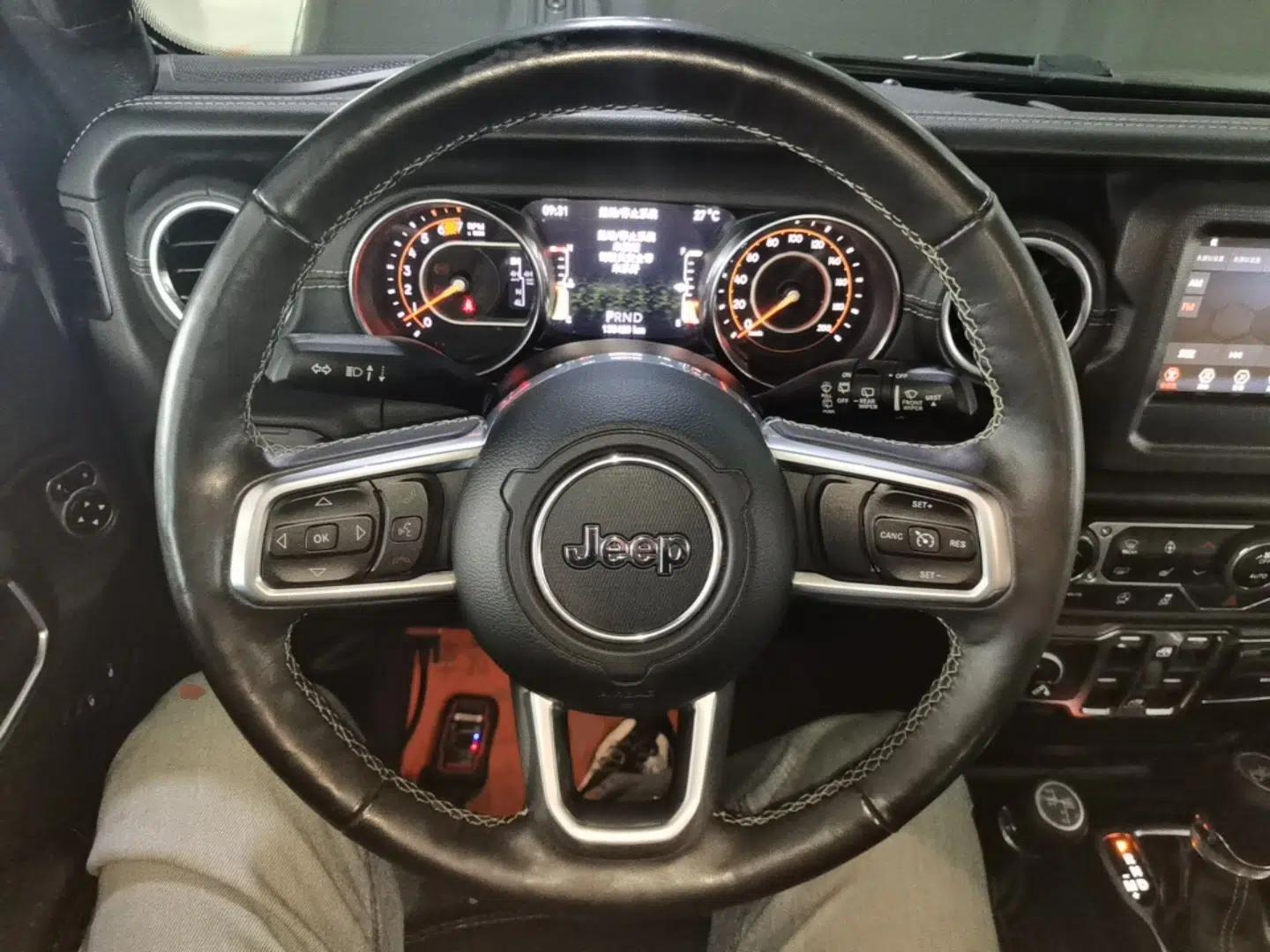 Jeep Wrangler 2019 2.0T Sahara 4-Door Version China V Standard — миниатюра 13
