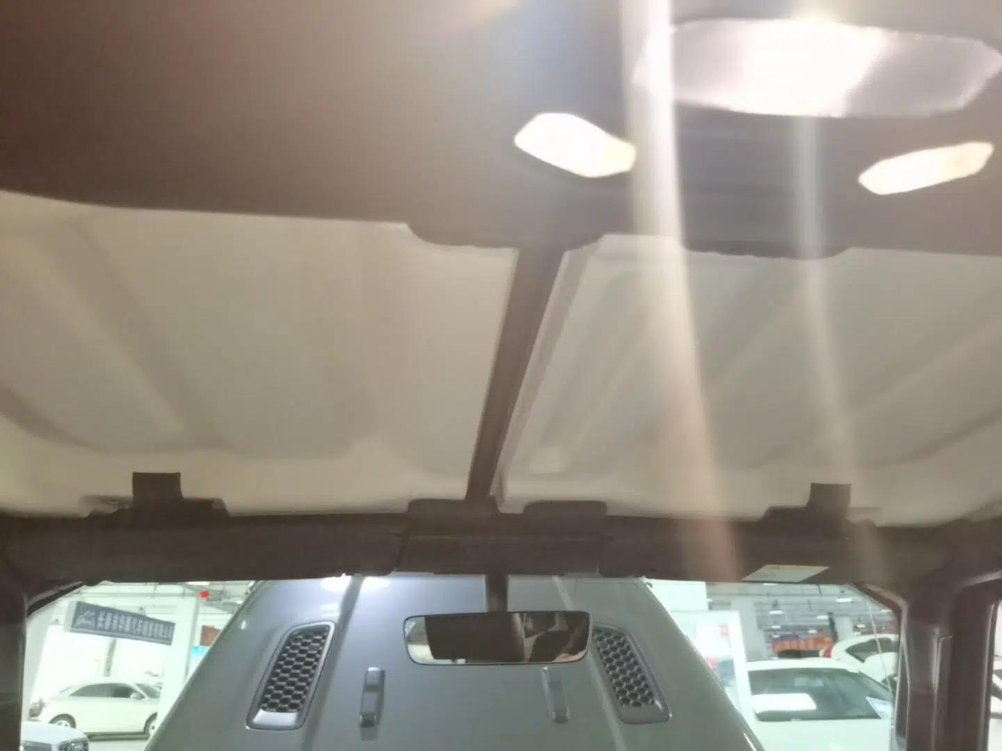 Jeep Wrangler 2019 2.0T Sahara 4-Door Version China V Standard — миниатюра 21