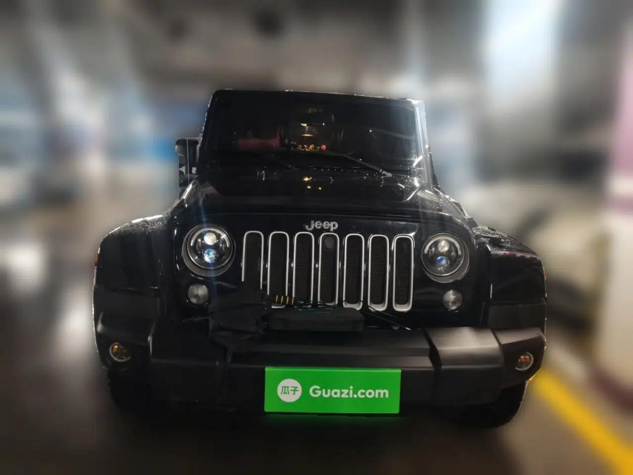 Jeep Wrangler 2017 3.0L Sahara Four-Door Comfort Edition — миниатюра 2