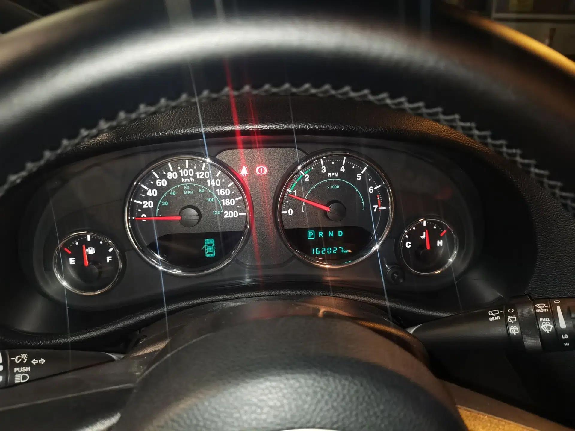 Jeep Wrangler 2017 3.0L Sahara Four-Door Comfort Edition — миниатюра 11