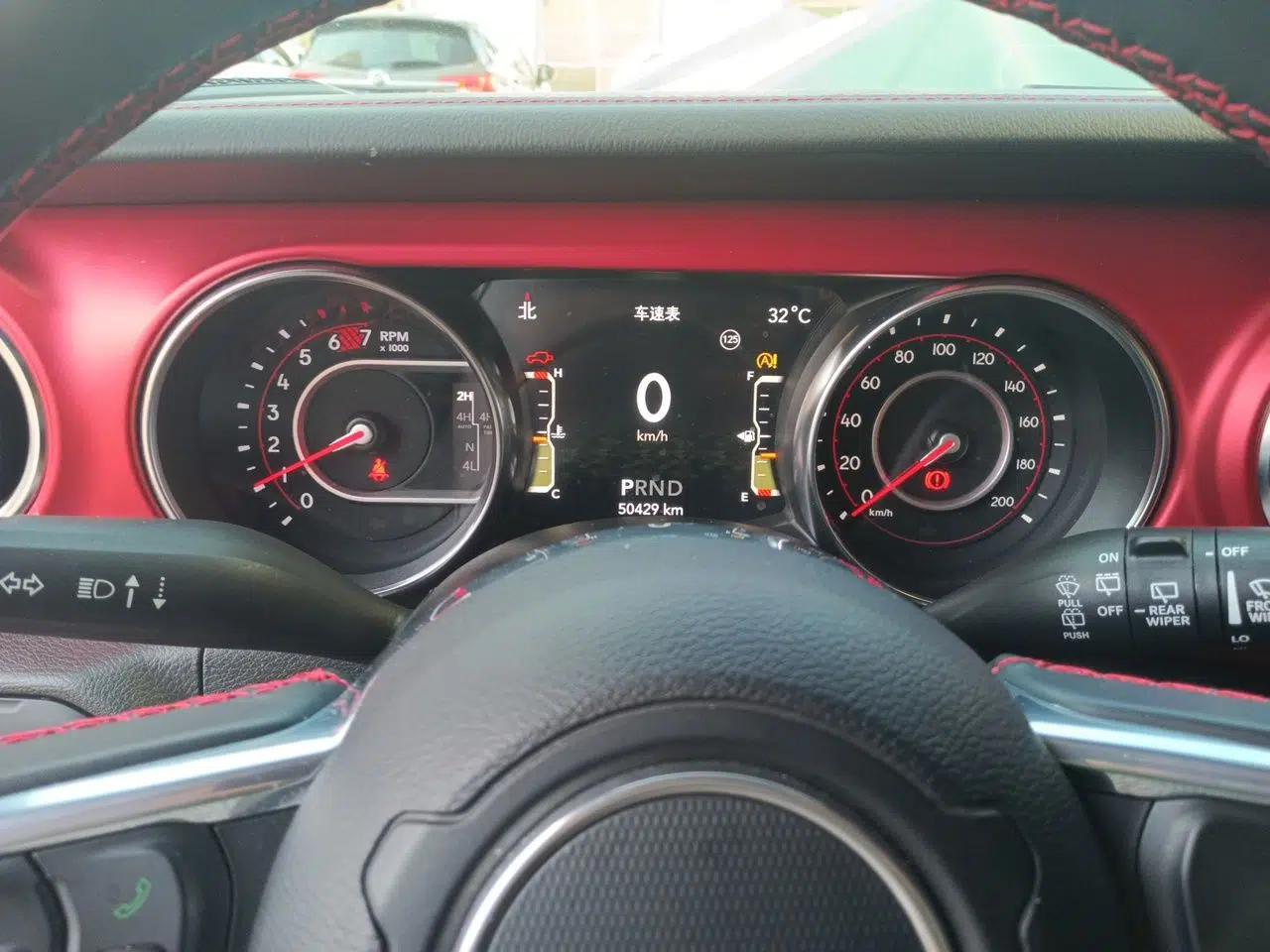 Jeep Wrangler 2021 2.0T Robin Hood Four-Door Edition — миниатюра 11