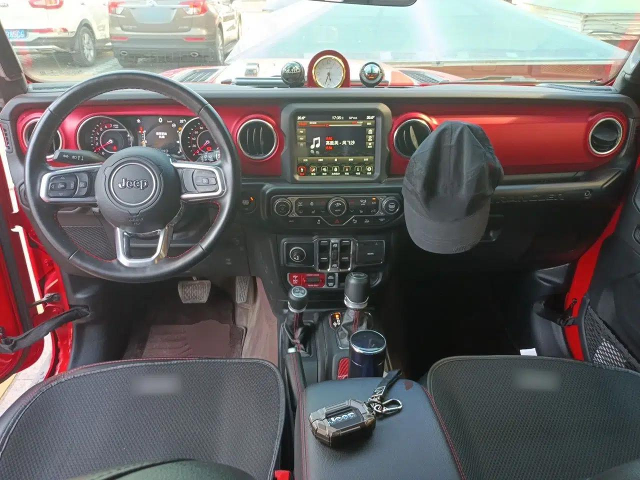 Jeep Wrangler 2021 2.0T Robin Hood Four-Door Edition — миниатюра 9