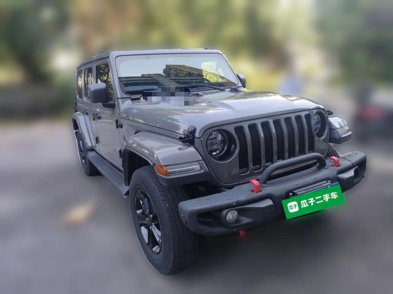 Jeep Wrangler 2021 2.0T Sahara Four-Door Edition — миниатюра 3