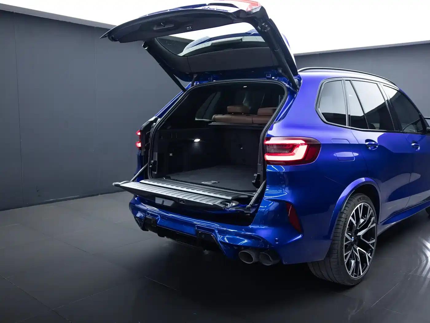 2020 BMW X5 M — миниатюра 20