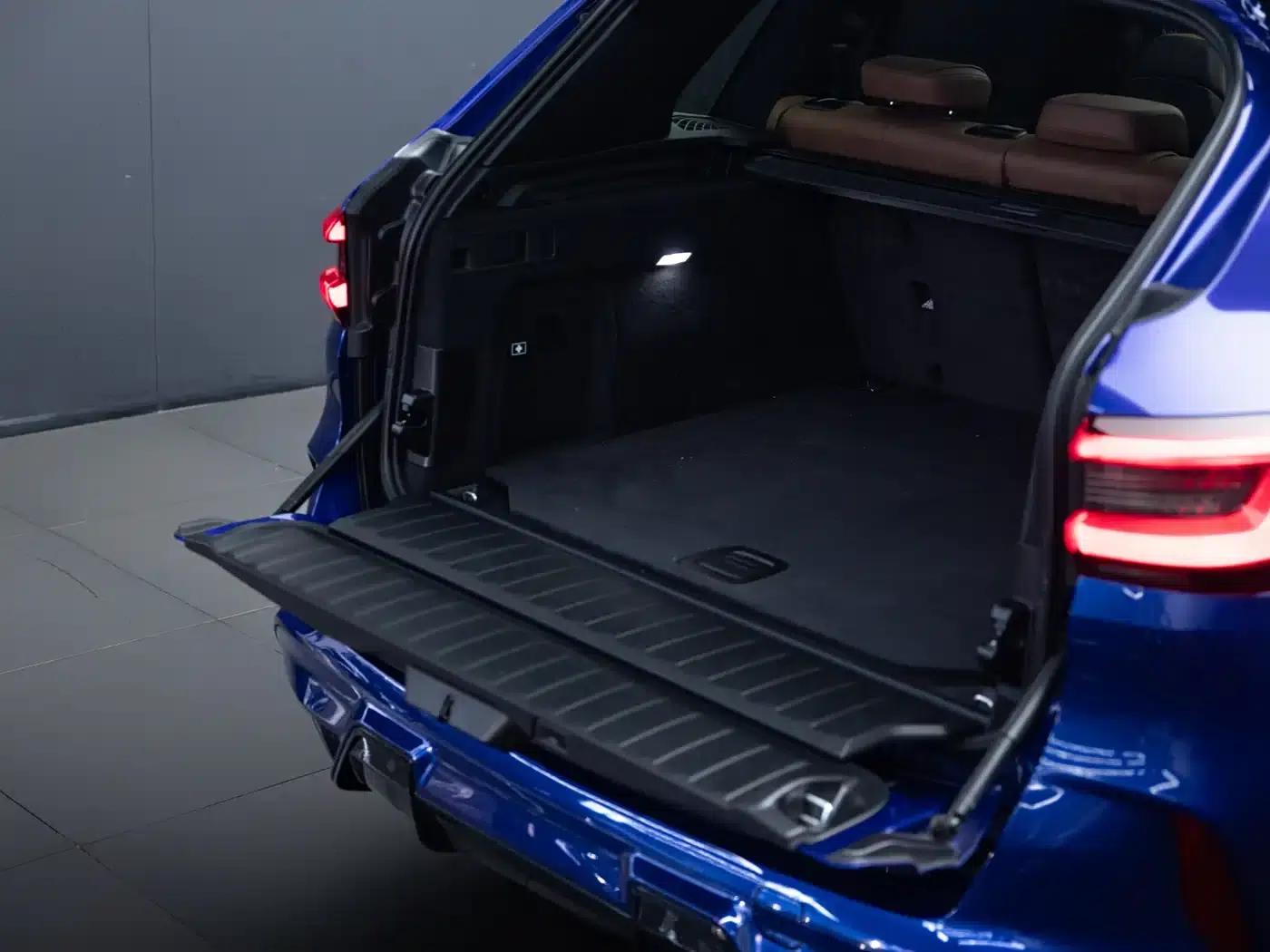 2020 BMW X5 M — миниатюра 21