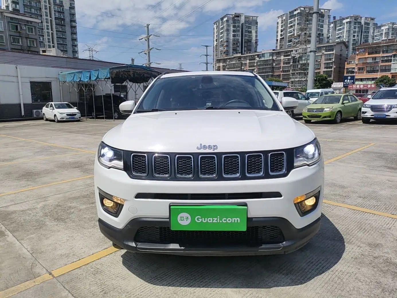 Jeep Compass 2017 200T Automatic Family Edition — миниатюра 2