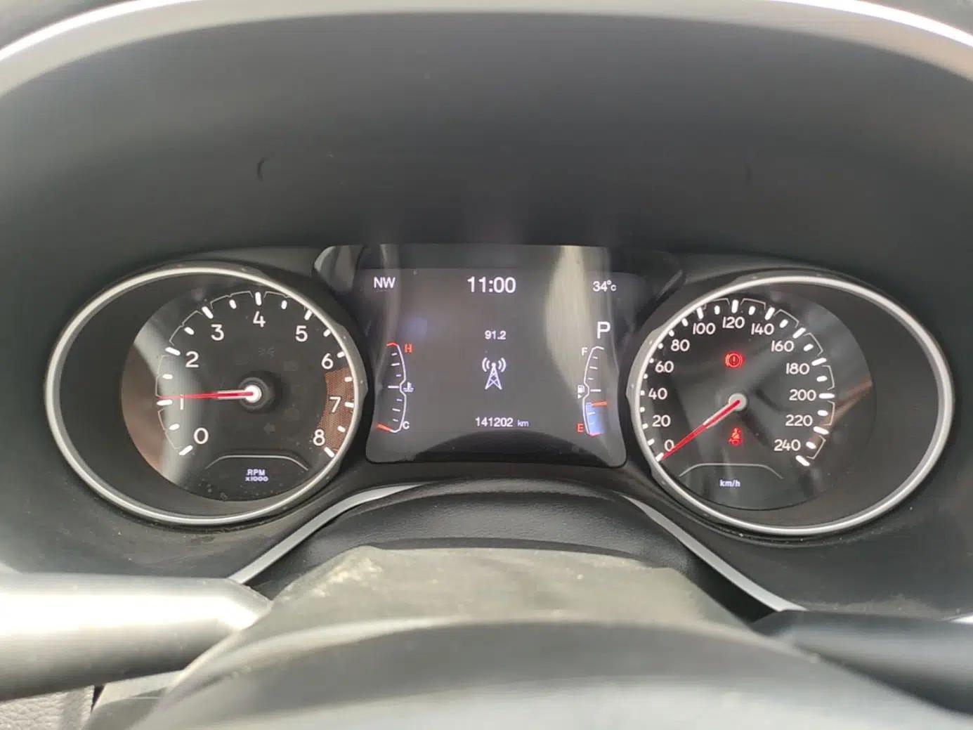 Jeep Compass 2017 200T Automatic Family Edition — миниатюра 14