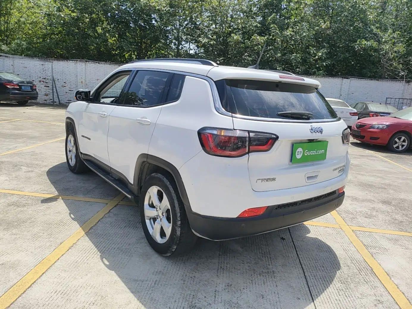 Jeep Compass 2017 200T Automatic Family Edition — миниатюра 4