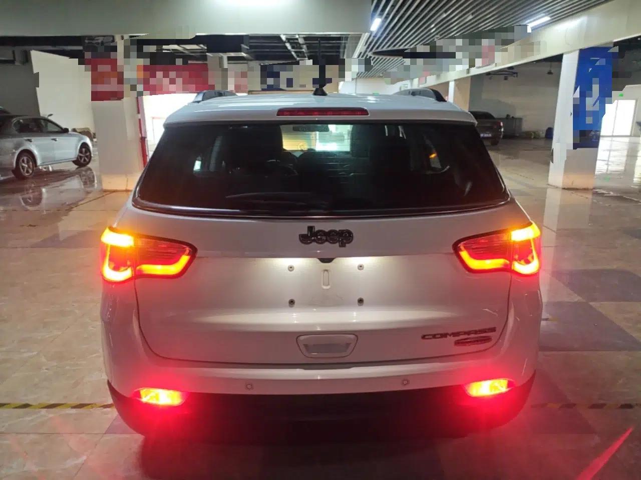Jeep Compass 2017 200T Automatic Family Edition — миниатюра 5