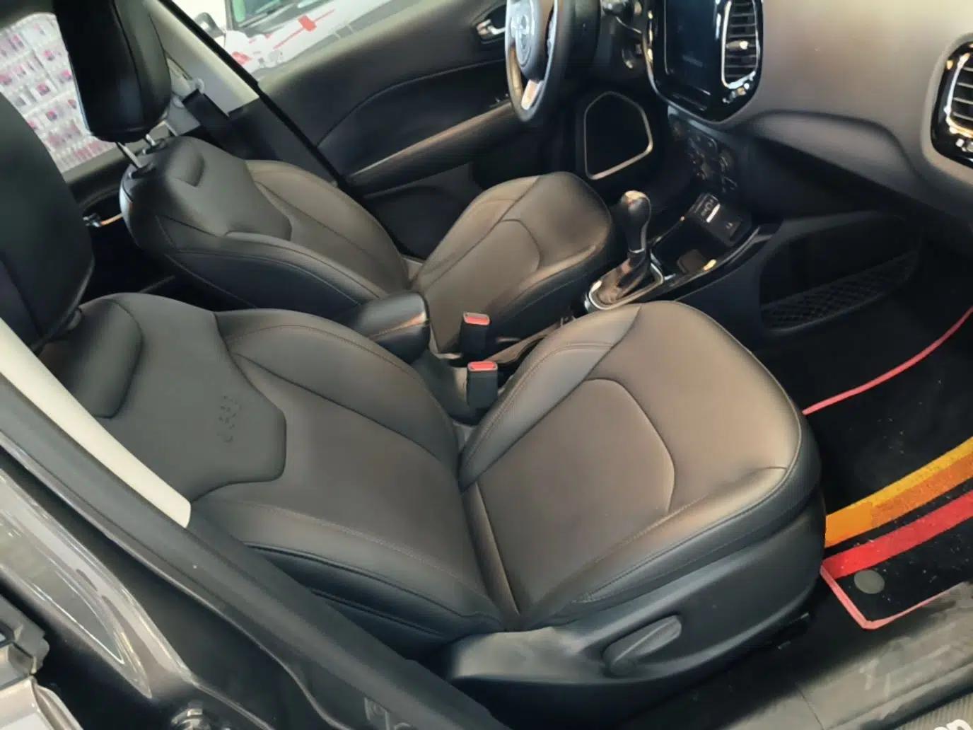 Jeep Compass 2019 220T Automatic Family Edition — миниатюра 19