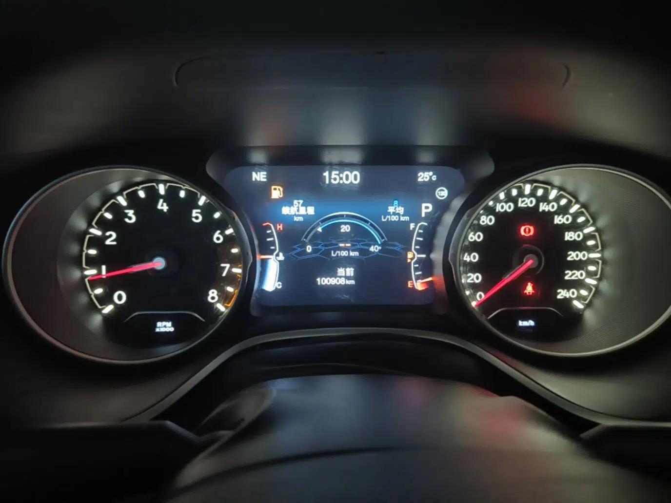 Jeep Compass 2017 200T Automatic Family Edition — миниатюра 14