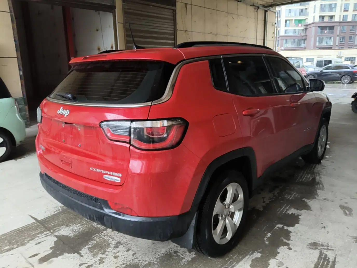 Jeep Compass 2017 200T Automatic Family Edition — миниатюра 6