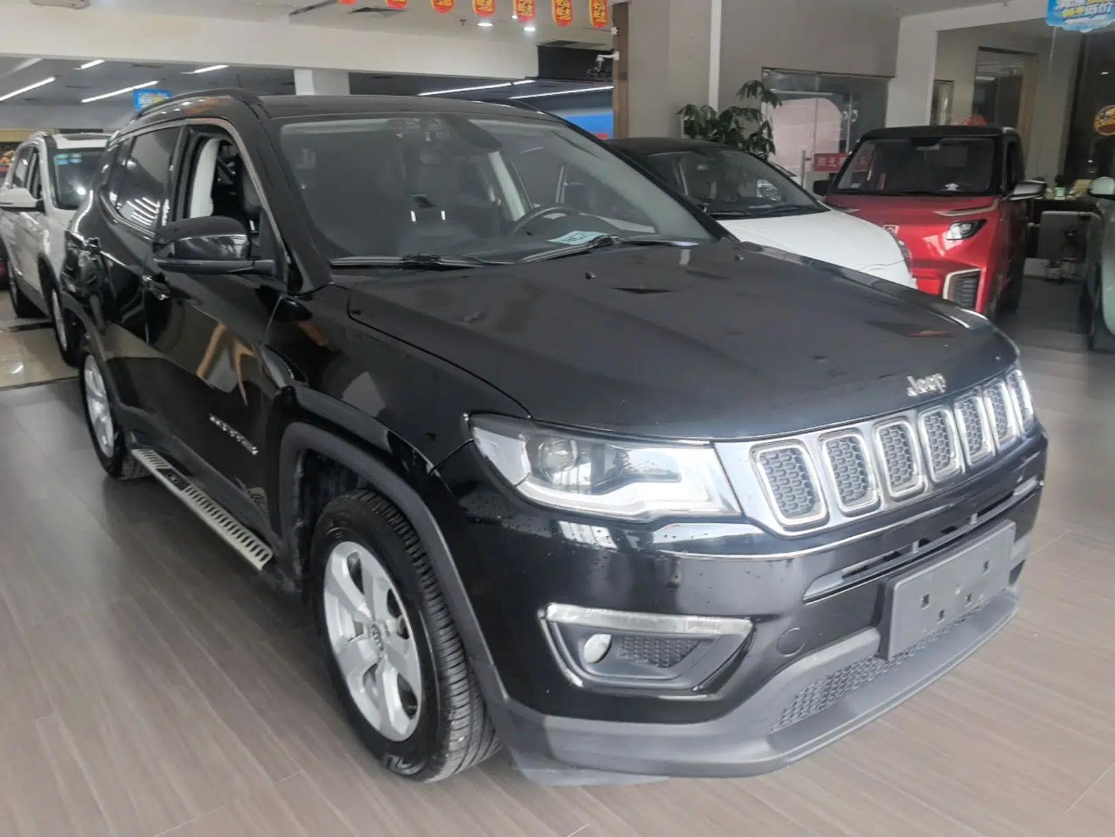 Jeep Compass 2017 200T Automatic Family Edition — миниатюра 3