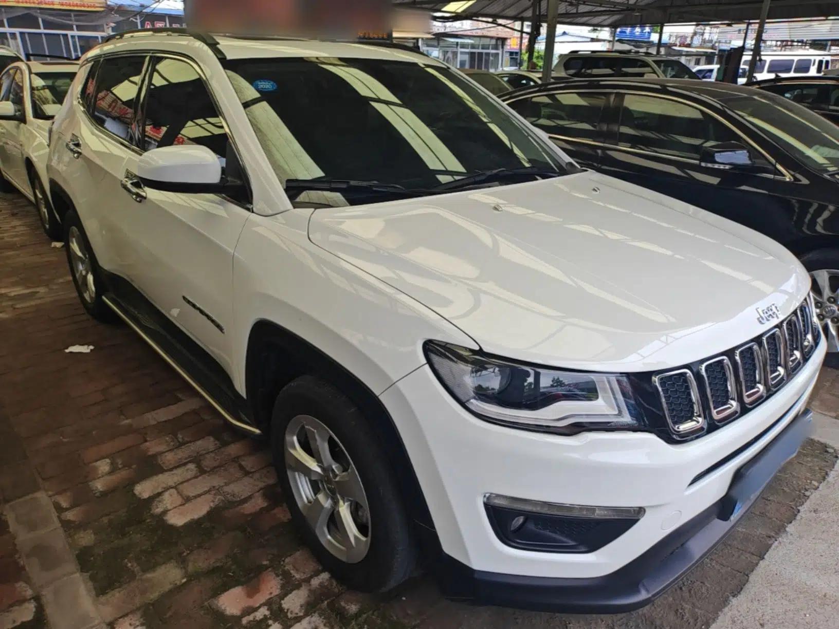 Jeep Compass 2017 200T Automatic Family Edition — миниатюра 3