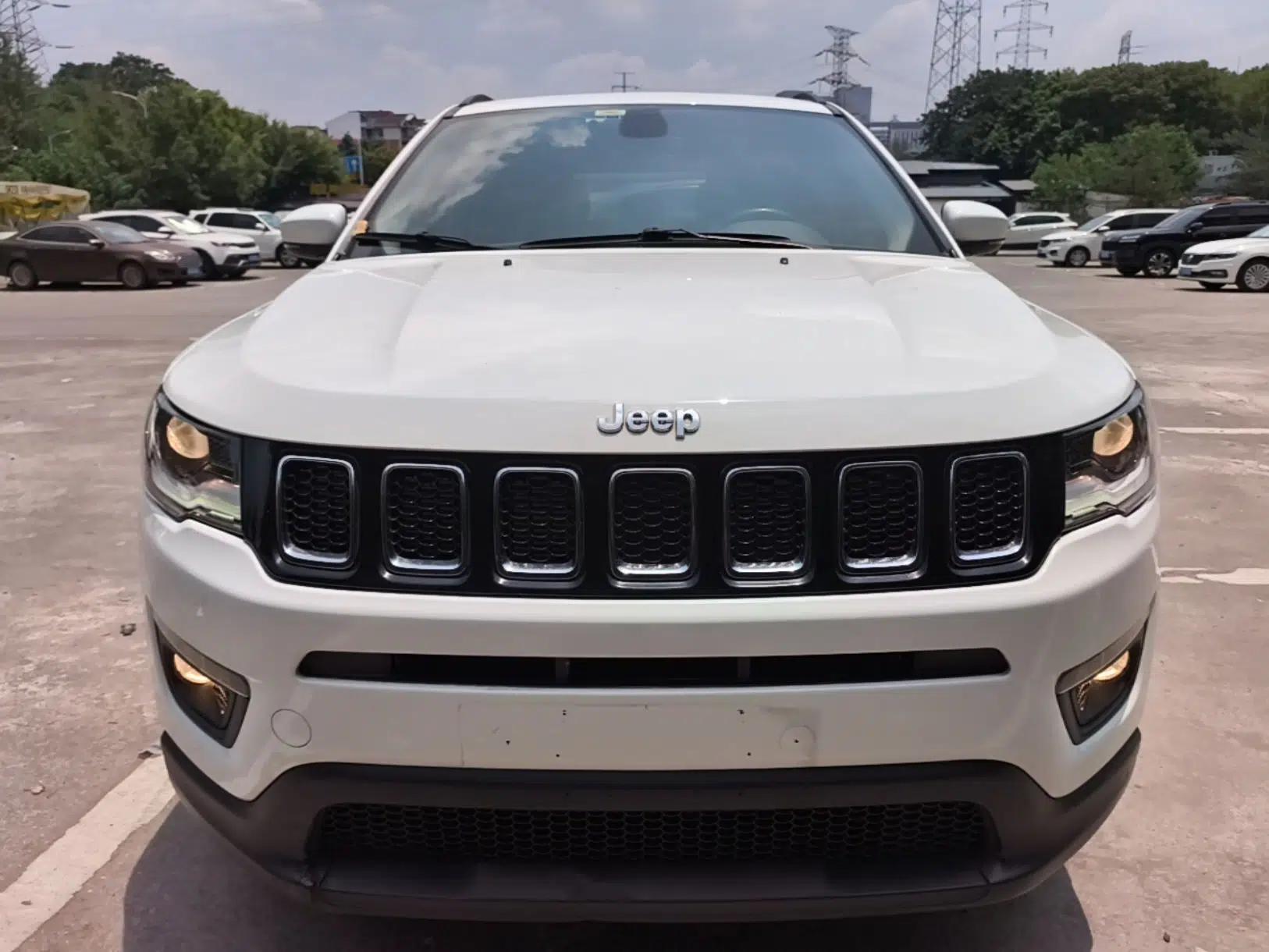 Jeep Compass 2017 200T Automatic Family Edition — миниатюра 2