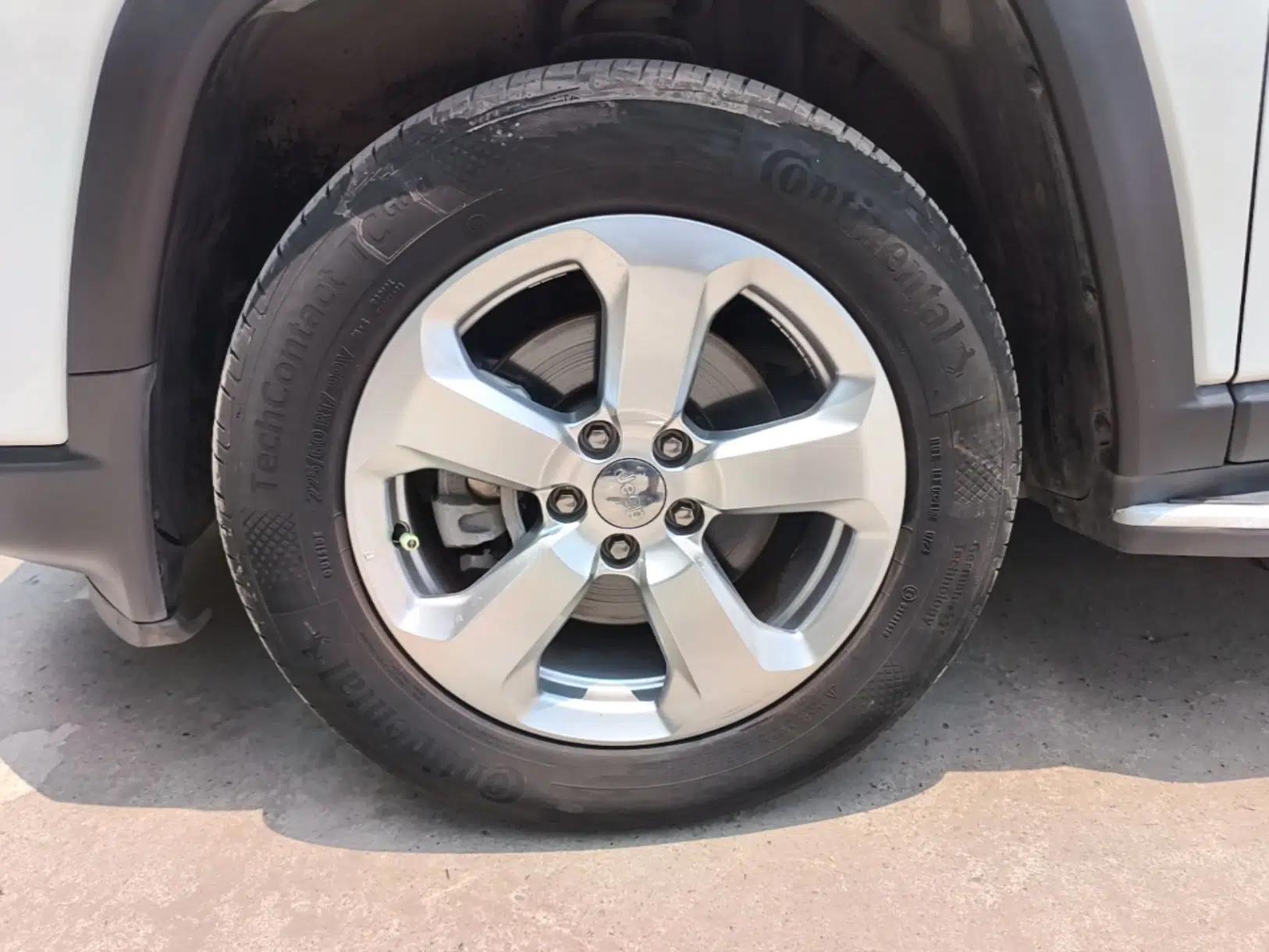 Jeep Compass 2017 200T Automatic Family Edition — миниатюра 10